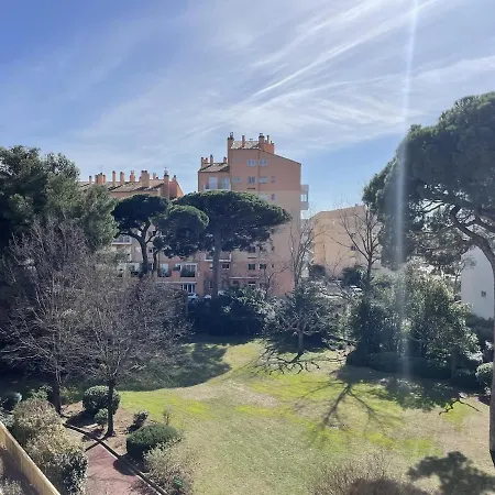 Sur Le Port De Hyeres, Proche Des Plages Апартаменты Йер